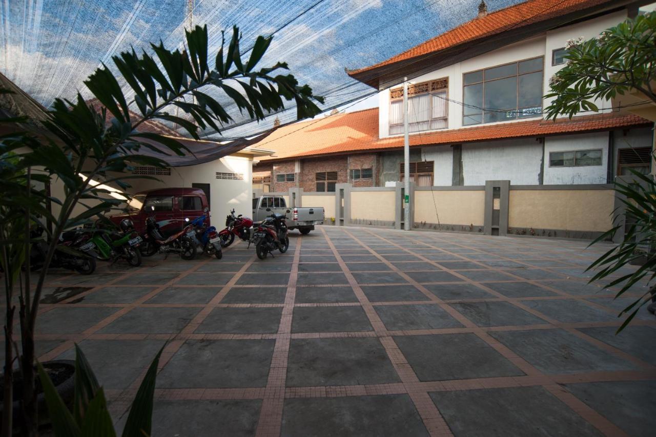 Oyo 90058 Pondok Seruni Denpasar Eksteriør bilde